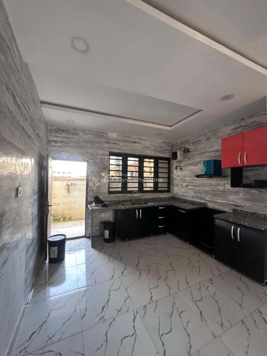 Clean 2 Bedroom Flat with Rooms Ensuite on The Ground Floor, Ologolo Lekki Lagos, Ologolo, Lekki, Lagos, Flat / Apartment for Rent