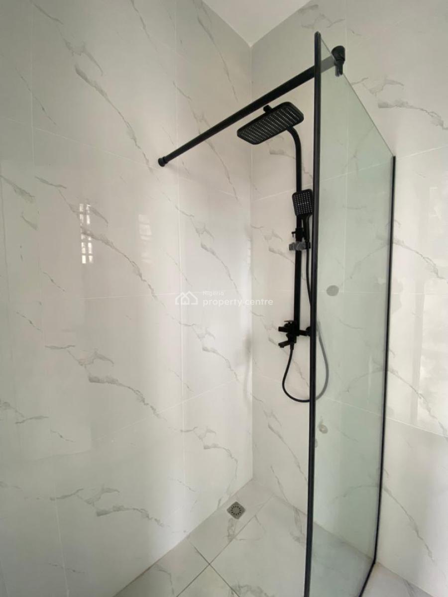 Beautifully Built 2 Bedroom Apartment, Ikate, Lekki, Lagos, Block of Flats for Sale