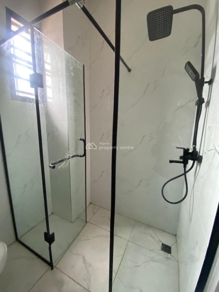 Beautifully Built 2 Bedroom Apartment, Ikate, Lekki, Lagos, Block of Flats for Sale