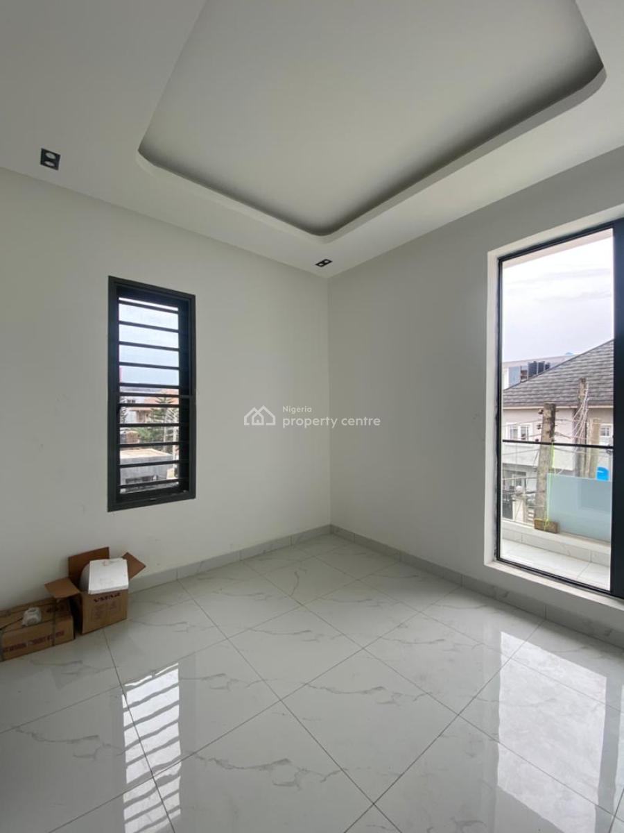 Beautifully Built 2 Bedroom Apartment, Ikate, Lekki, Lagos, Block of Flats for Sale