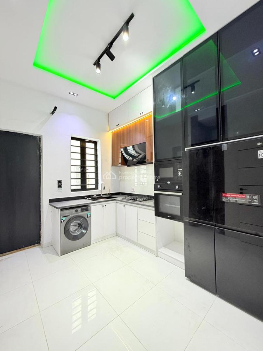 Elegant 3 Bedroom Terrace Duplex in a Secure Estate, Ikota, Lekki, Lagos, Terraced Duplex for Sale