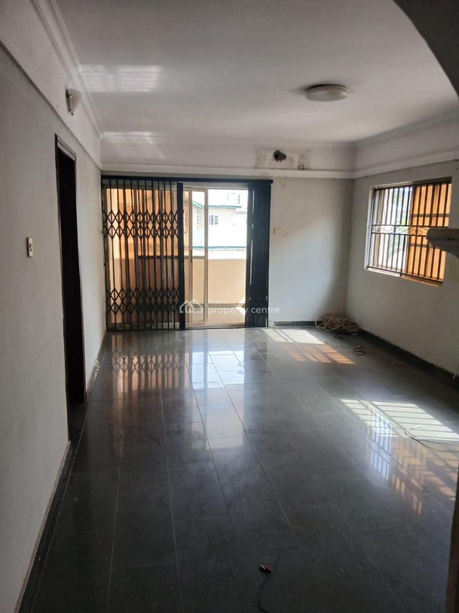 5-bedroom Semi-detached House + 2-room Bq, Off Admiralty Road, Lekki Phase 1, Lekki, Lagos, Flat / Apartment for Rent
