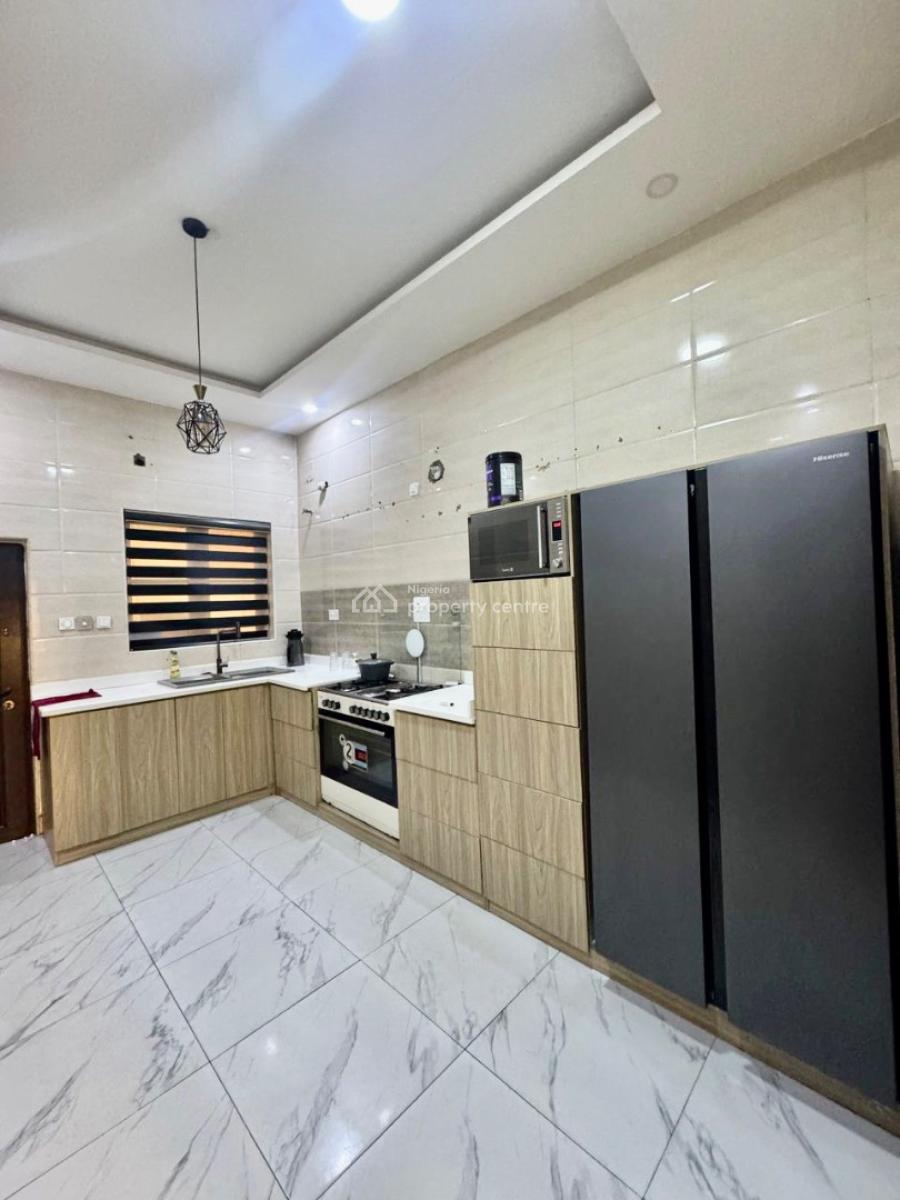 Distress Deal! 4 Bedroom Semi Detached Duplex with Bq, Ikota, Lekki, Lagos, Semi-detached Duplex for Sale