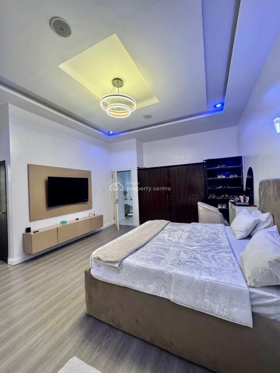 Distress Deal! 4 Bedroom Semi Detached Duplex with Bq, Ikota, Lekki, Lagos, Semi-detached Duplex for Sale