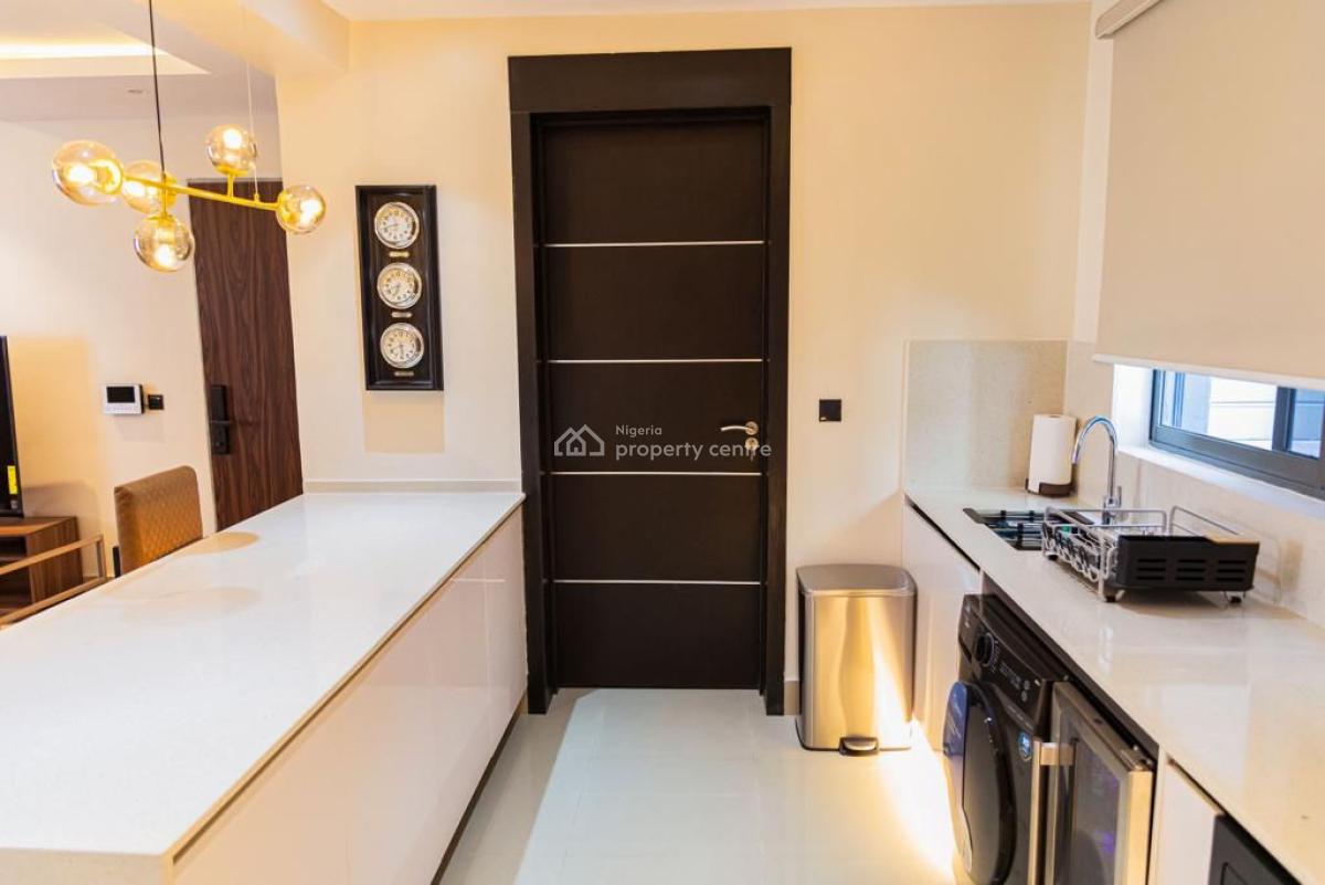 Our Luxury 2 Bedroom Apartment with Pool and Gym, Off Admiralty Way, Lekki Phase 1, Lekki, Lagos, Flat / Apartment Short Let