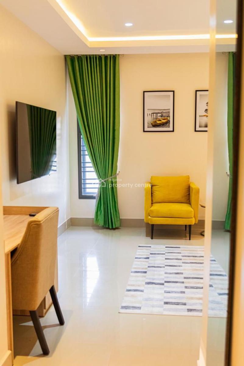 Our Luxury 2 Bedroom Apartment with Pool and Gym, Off Admiralty Way, Lekki Phase 1, Lekki, Lagos, Flat / Apartment Short Let
