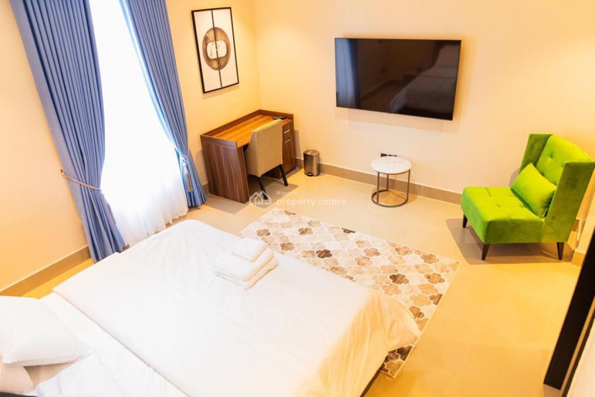 Our Luxury 2 Bedroom Apartment with Pool and Gym, Off Admiralty Way, Lekki Phase 1, Lekki, Lagos, Flat / Apartment Short Let