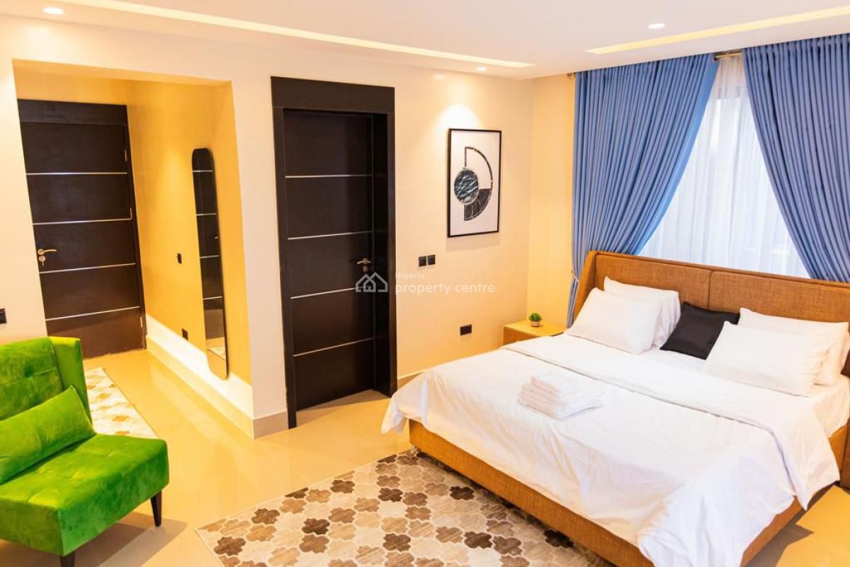 Our Luxury 2 Bedroom Apartment with Pool and Gym, Off Admiralty Way, Lekki Phase 1, Lekki, Lagos, Flat / Apartment Short Let