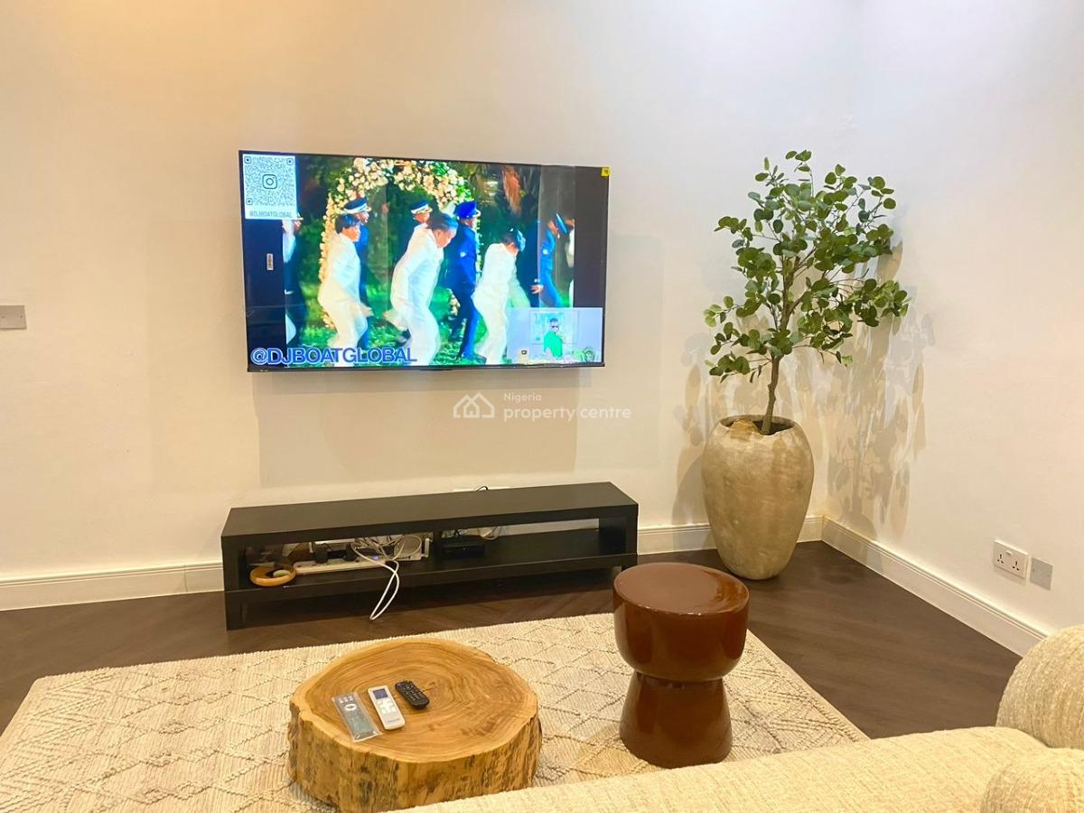 Our Luxury 2 Bedroom Apartment with Pool and Gym, Kayode Animashaun, Lekki Phase 1, Lekki, Lagos, Flat / Apartment Short Let