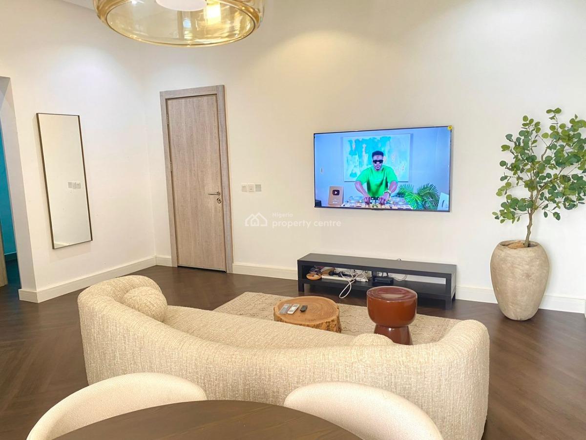 Our Luxury 2 Bedroom Apartment with Pool and Gym, Kayode Animashaun, Lekki Phase 1, Lekki, Lagos, Flat / Apartment Short Let