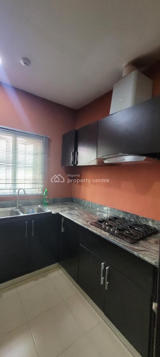 Beautiful Furnished  and Spacious  3bedroom Apartment, Sangotedo, Ajah, Lagos, Flat / Apartment Short Let