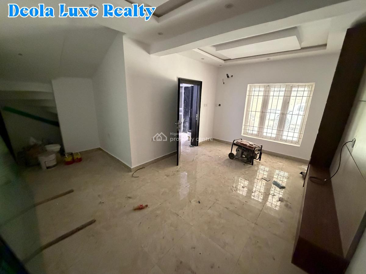a Very Spacious 3 Bedrooms Terraced Duplex in a Fully Serviced Estate, Horizon Cyberville Estate By The Coastal Road, Ikate, Lekki, Lagos, Terraced Duplex for Rent