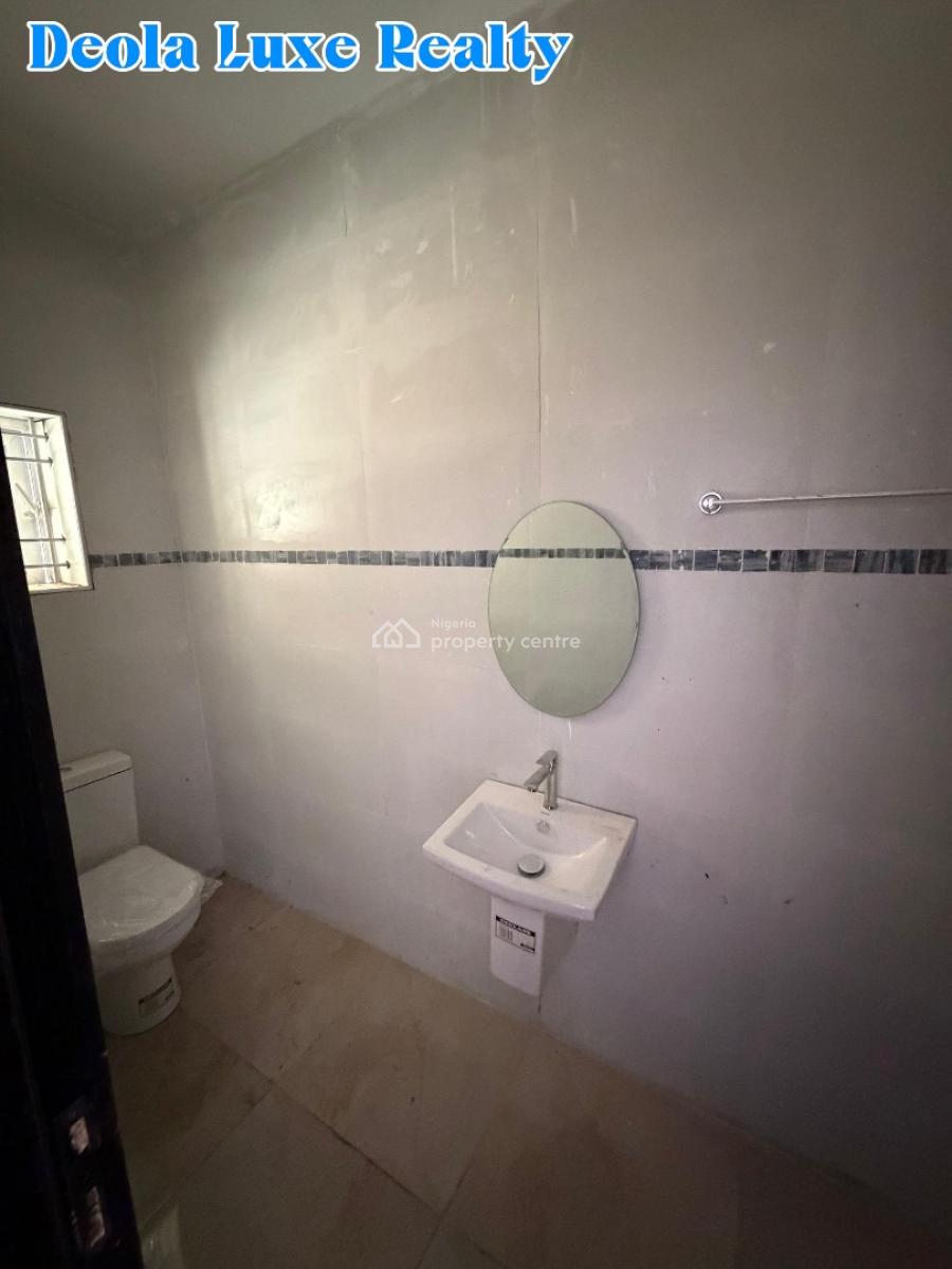 a Very Spacious 3 Bedrooms Terraced Duplex in a Fully Serviced Estate, Horizon Cyberville Estate By The Coastal Road, Ikate, Lekki, Lagos, Terraced Duplex for Rent