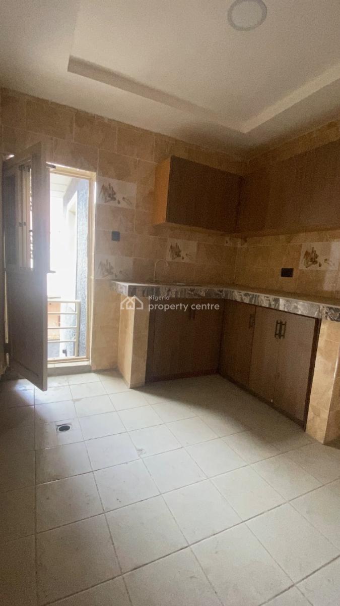 Neatly Renovated 2 Bedroom Flat  Idu, Idu Industrial, Abuja, Flat / Apartment for Rent