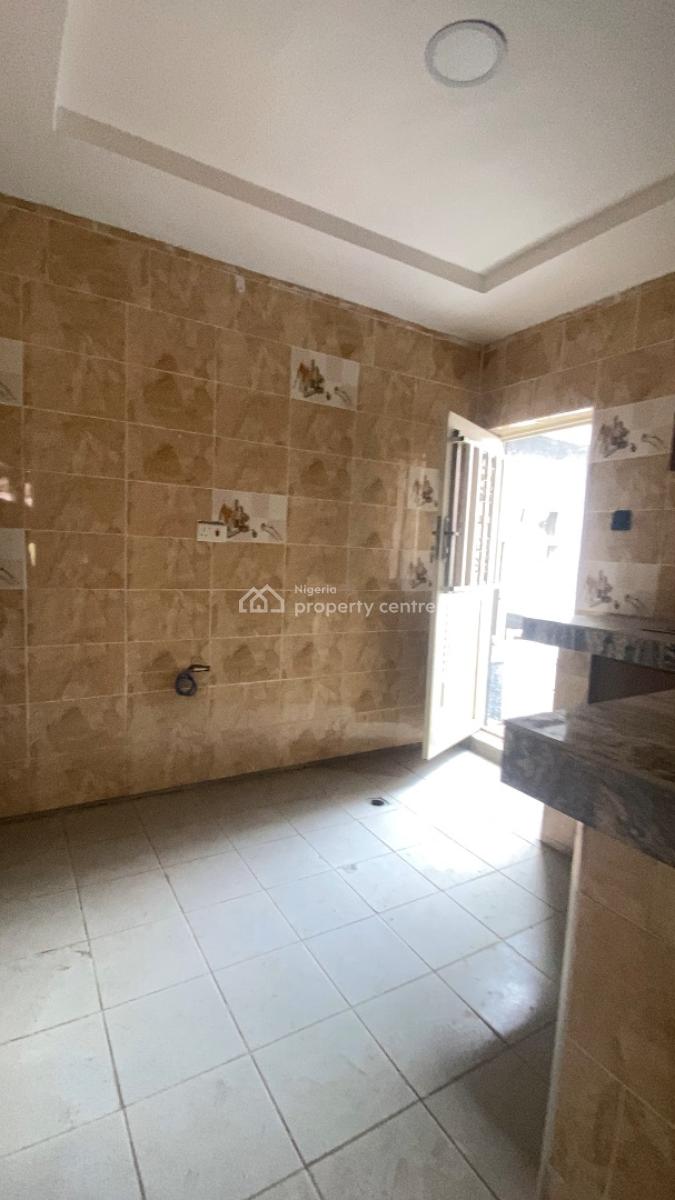 Neatly Renovated 2 Bedroom Flat  Idu, Idu Industrial, Abuja, Flat / Apartment for Rent