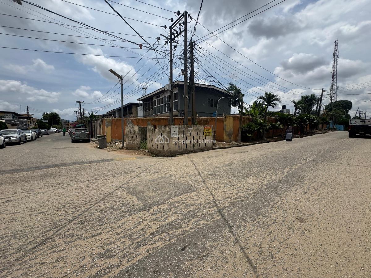 a Corner Peice Land Measuring 1210sqm with Structure on It, Adeniyi Jones, Ikeja, Lagos, Land for Sale