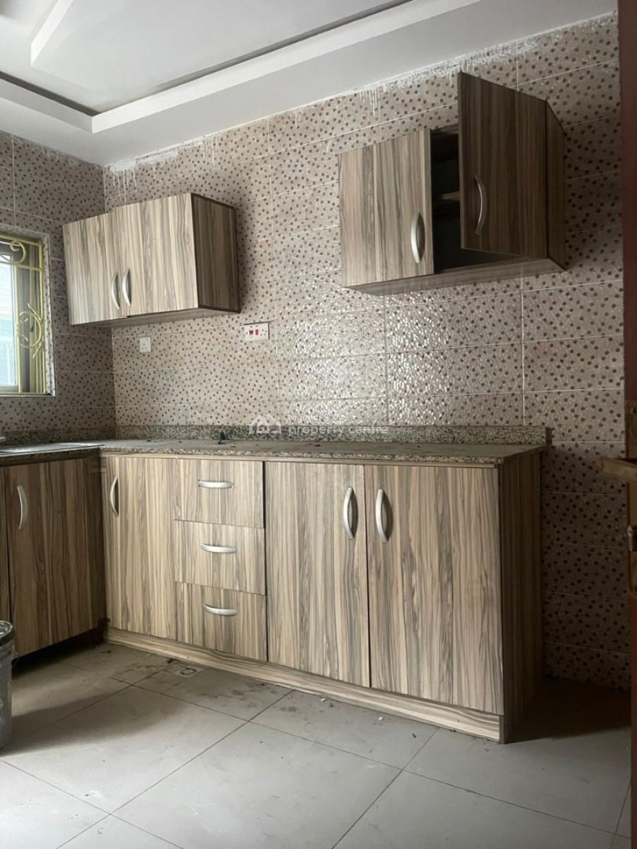 Neat 2 Bedroom Apartment, Sangotedo, Ajah, Lagos, Flat / Apartment for Rent