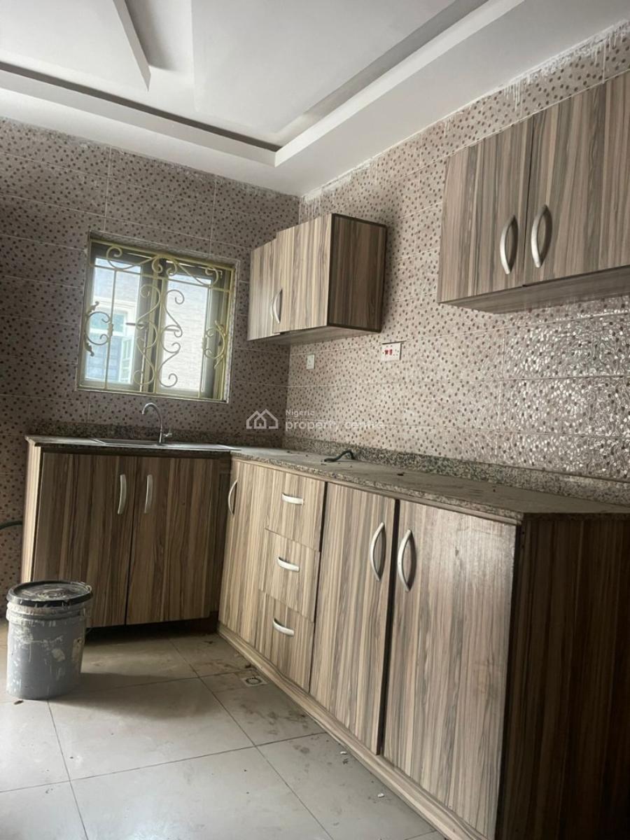 Neat 2 Bedroom Apartment, Sangotedo, Ajah, Lagos, Flat / Apartment for Rent