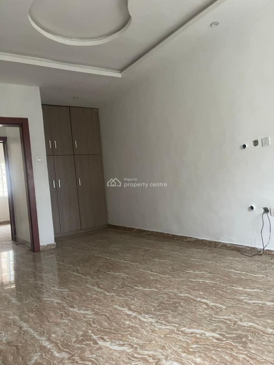 Neat 2 Bedroom Apartment, Sangotedo, Ajah, Lagos, Flat / Apartment for Rent