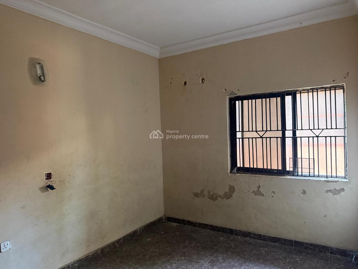 Spacious 3 Bedroom Flat, Agungi, Lekki, Lagos, Flat / Apartment for Rent