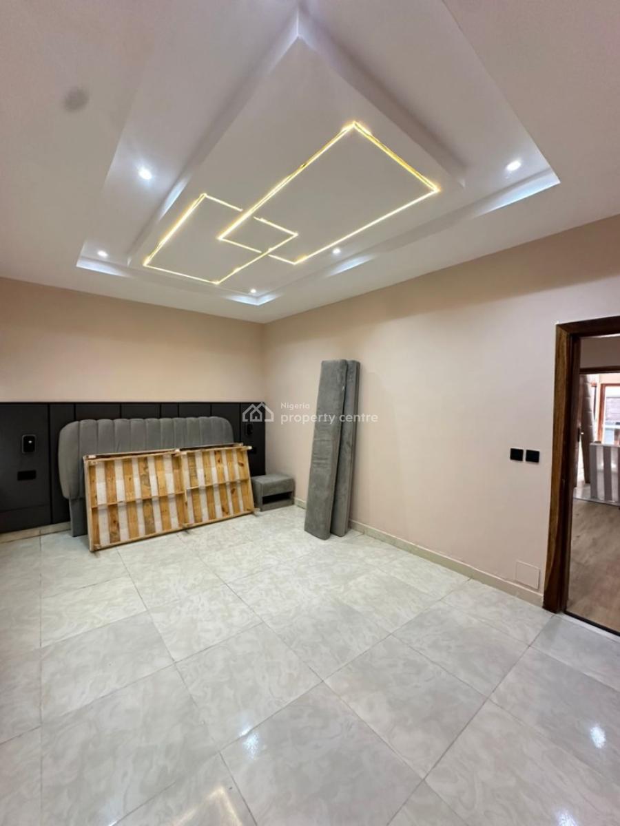 Semi Furnished 2 Bedroom Maisonette, Ikate, Lekki, Lagos, Semi-detached Duplex for Sale