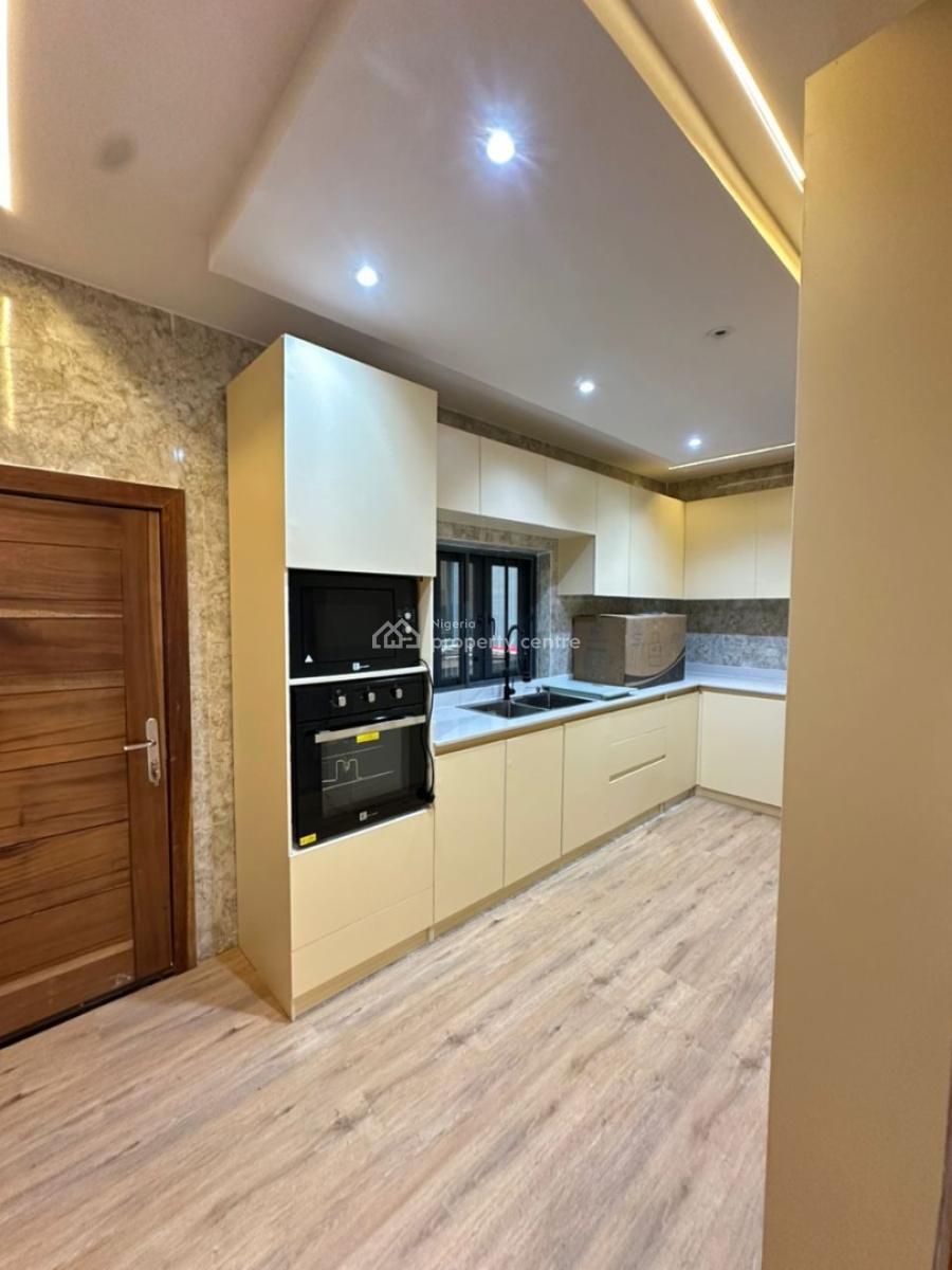 Semi Furnished 2 Bedroom Maisonette, Ikate, Lekki, Lagos, Semi-detached Duplex for Sale