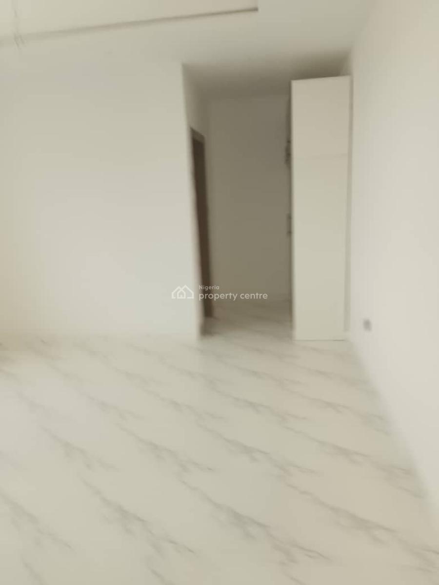 Spacious Luxury One Bedroom Mini Flat with Fully Fitted Kitchen, Western Estate, Lekki County, Ikota, Lekki, Lagos, Mini Flat (room and Parlour) for Rent