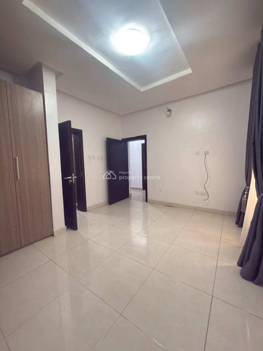 2 Bedroom Apartment, Lekki Phase 1, Lekki, Lagos, Flat / Apartment for Rent