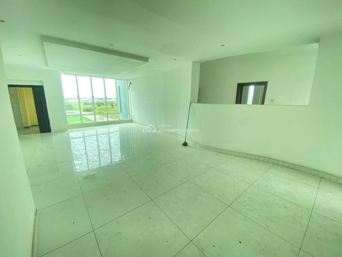 Beautiful Spacious Luxury 3 Bedrooms Apartment in a Gated Estate, Sangotedo, Ajah, Lagos, Flat / Apartment for Rent