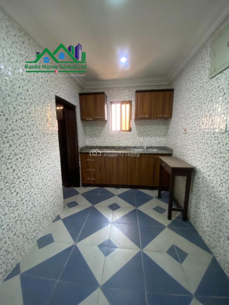 Spacious Fully Serviced 2 Bedroom Apartment, Lekki Phase 1, Lekki, Lagos, Flat / Apartment for Rent