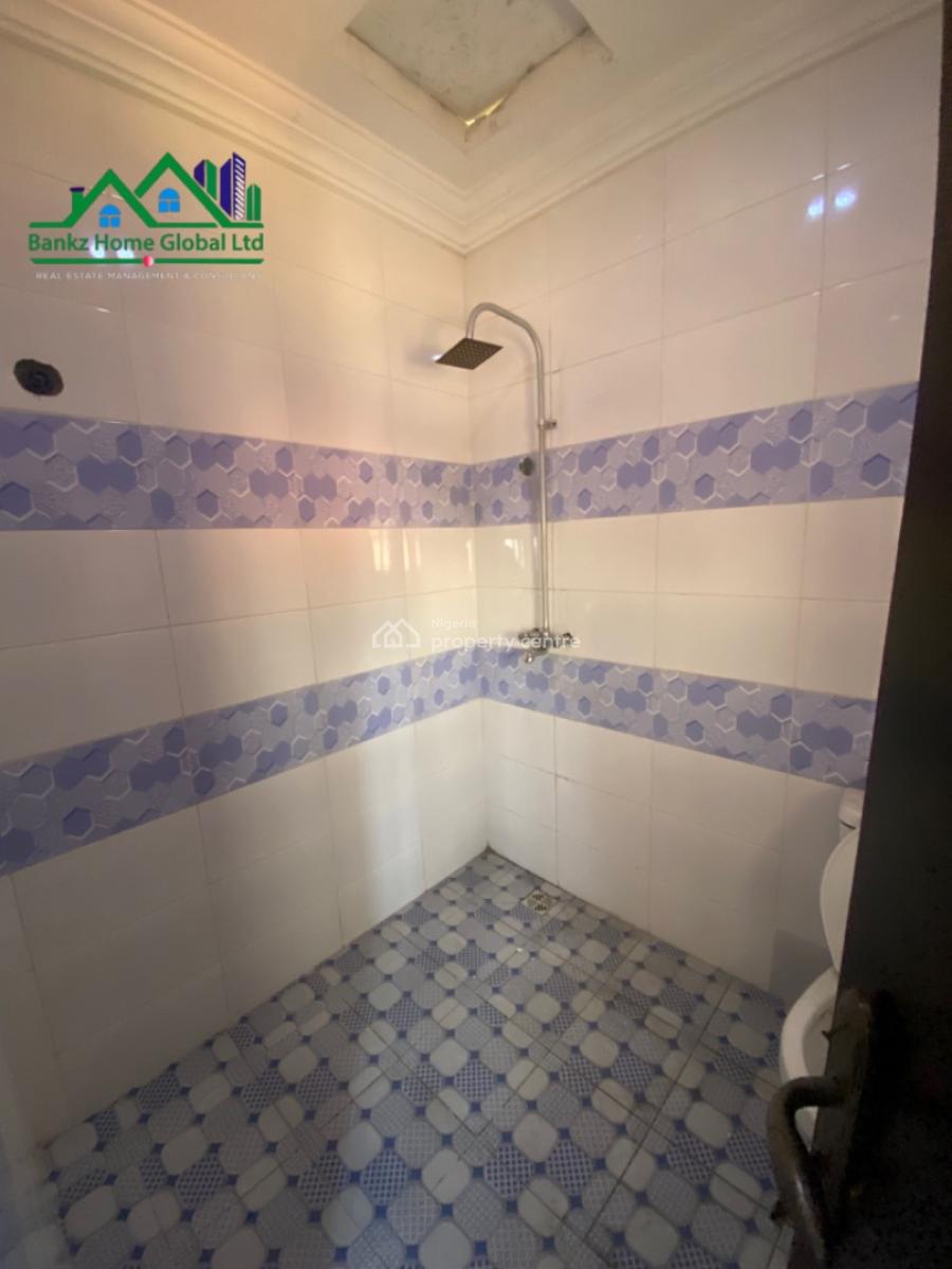 Spacious 3 Bedroom Fully Serviced Apartment, Lekki Phase 1, Lekki, Lagos, Flat / Apartment for Rent