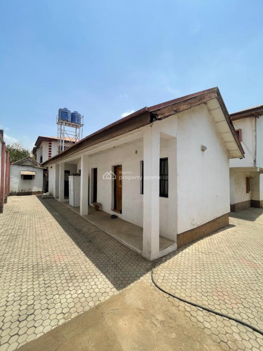 Old Building with Ample Space, Wuse, Abuja, Detached Duplex for Sale