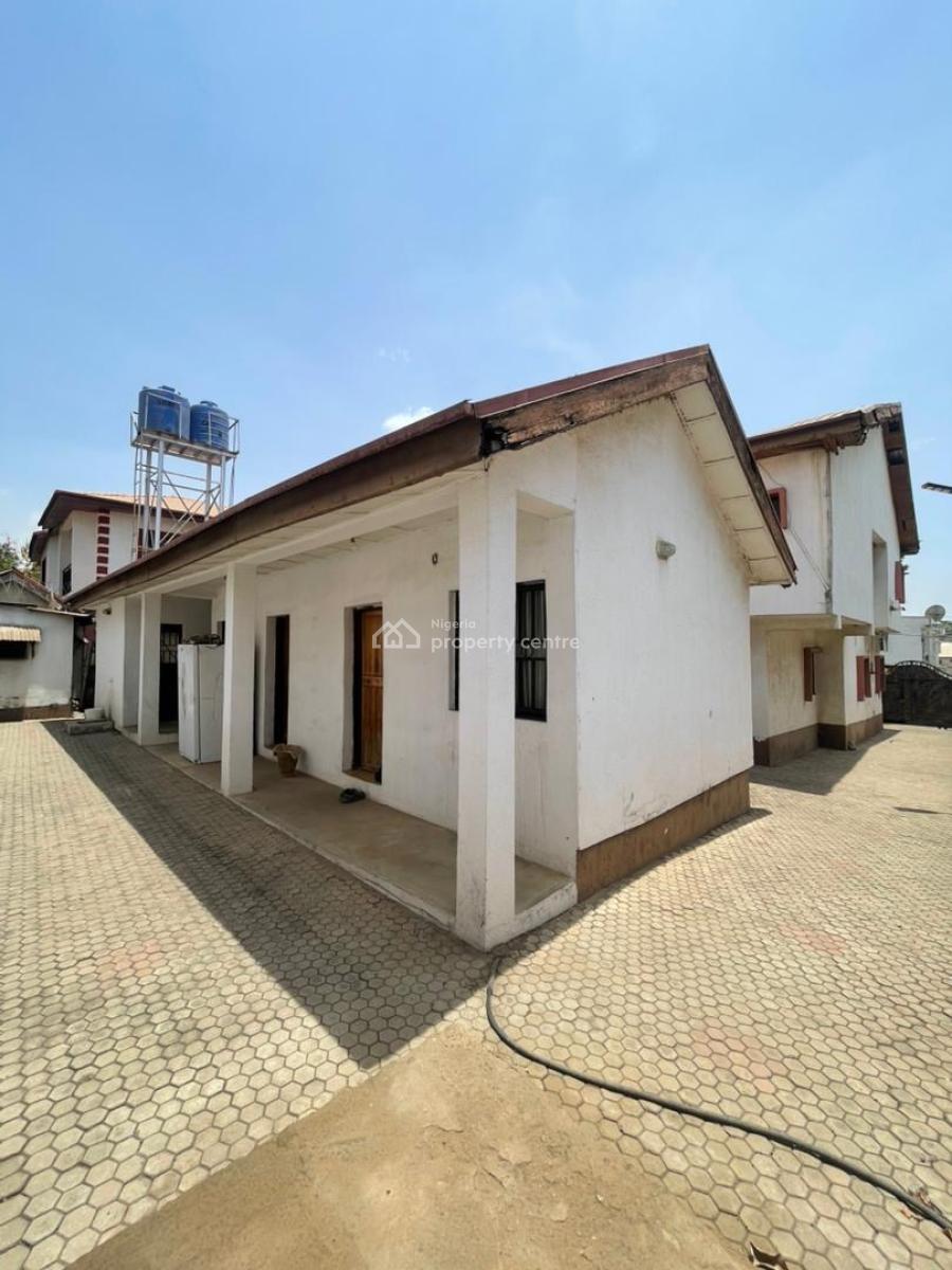 Old Building with Ample Space, Wuse, Abuja, Detached Duplex for Sale