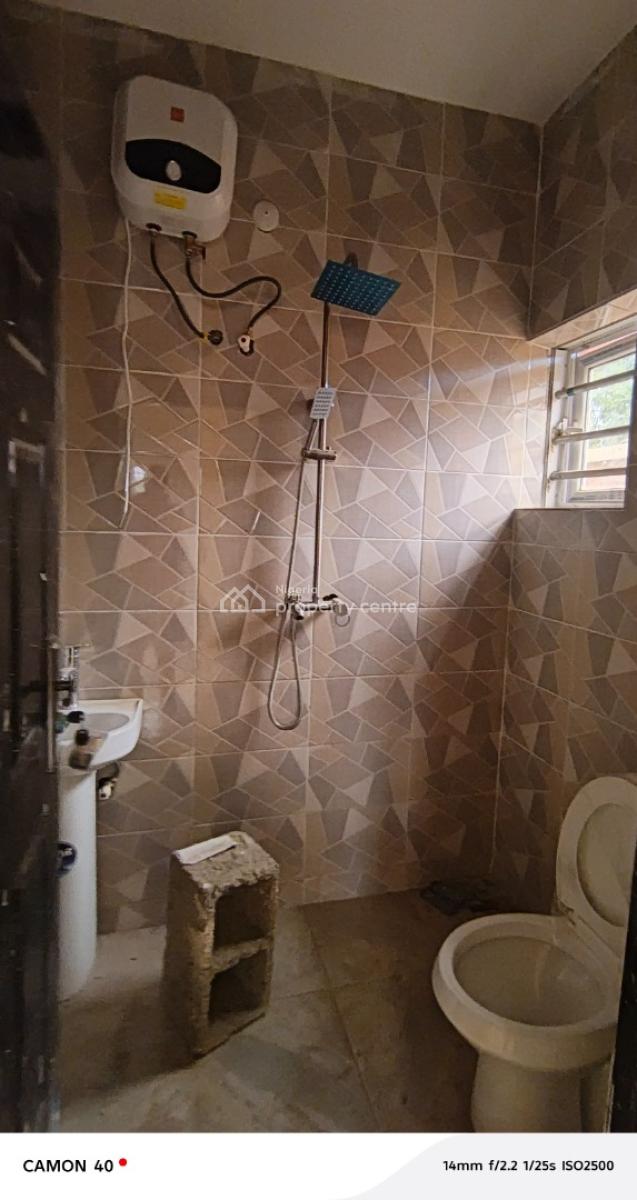 Clean 2 Bedroom Bungalow, Jabi Dakibiu, Jabi, Abuja, Flat / Apartment for Rent