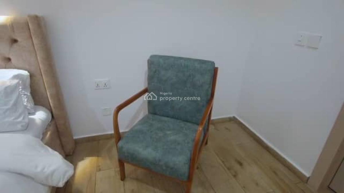 Beautiful and Spacious 2 Bedroom Apartment, Lekki Phase 1, Lekki, Lagos, Flat / Apartment Short Let