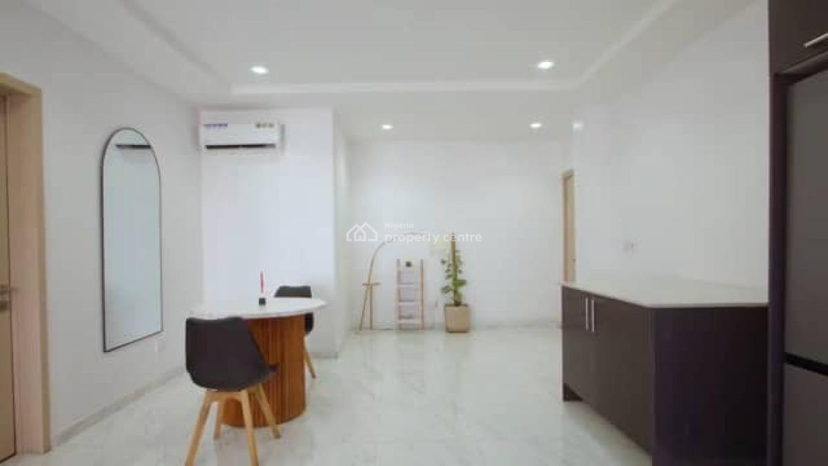 Beautiful and Spacious 2 Bedroom Apartment, Lekki Phase 1, Lekki, Lagos, Flat / Apartment Short Let