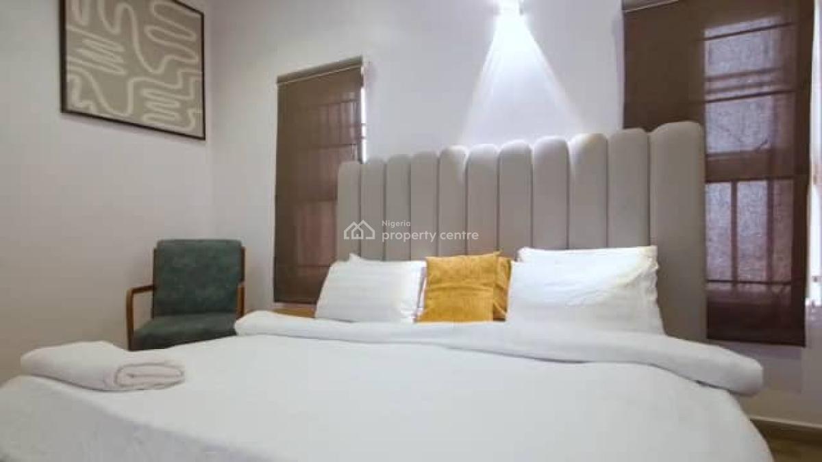 Beautiful and Spacious 2 Bedroom Apartment, Lekki Phase 1, Lekki, Lagos, Flat / Apartment Short Let