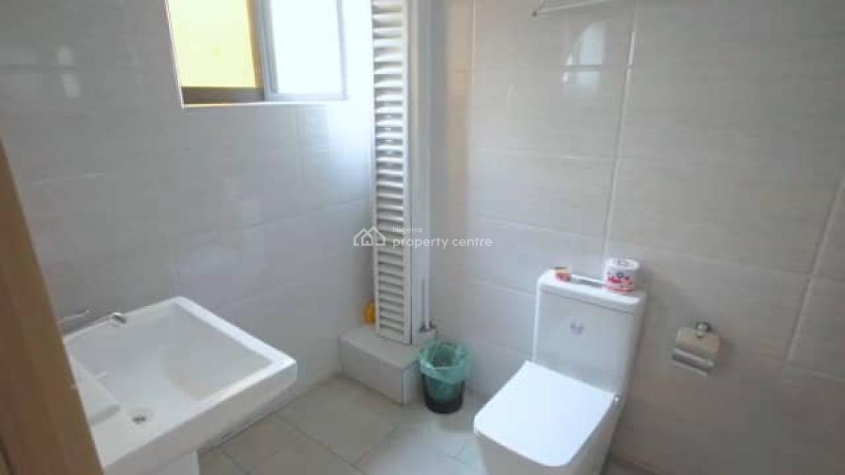 Beautiful and Spacious 2 Bedroom Apartment, Lekki Phase 1, Lekki, Lagos, Flat / Apartment Short Let