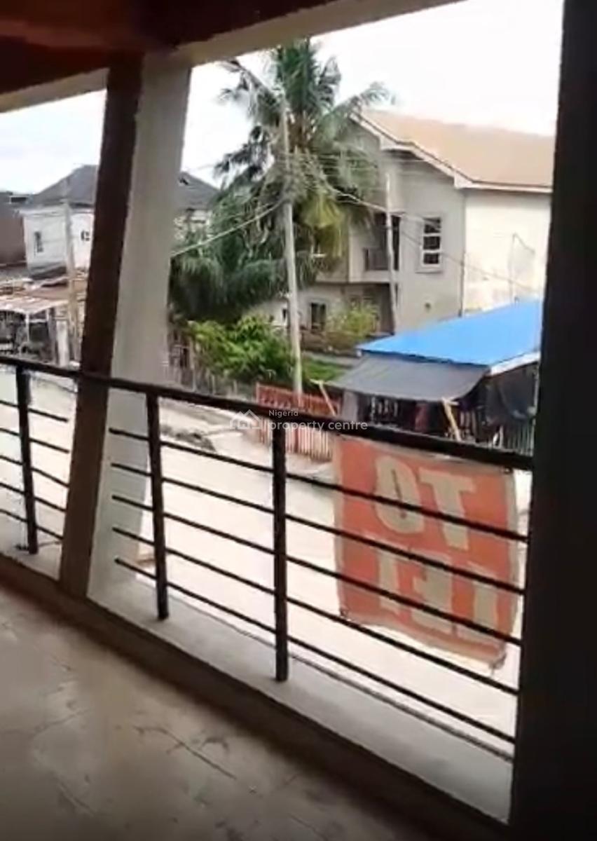 Shop Upstairs Facing a Major Road, Oribanwa, Ibeju Lekki, Lagos, Shop for Rent