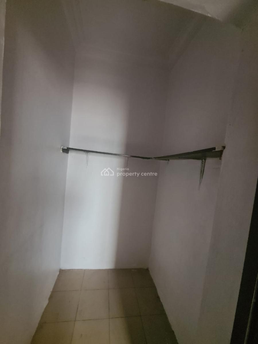 Standard 2 Bedroom Flat, Badore, Ajah, Lagos, Flat / Apartment for Rent