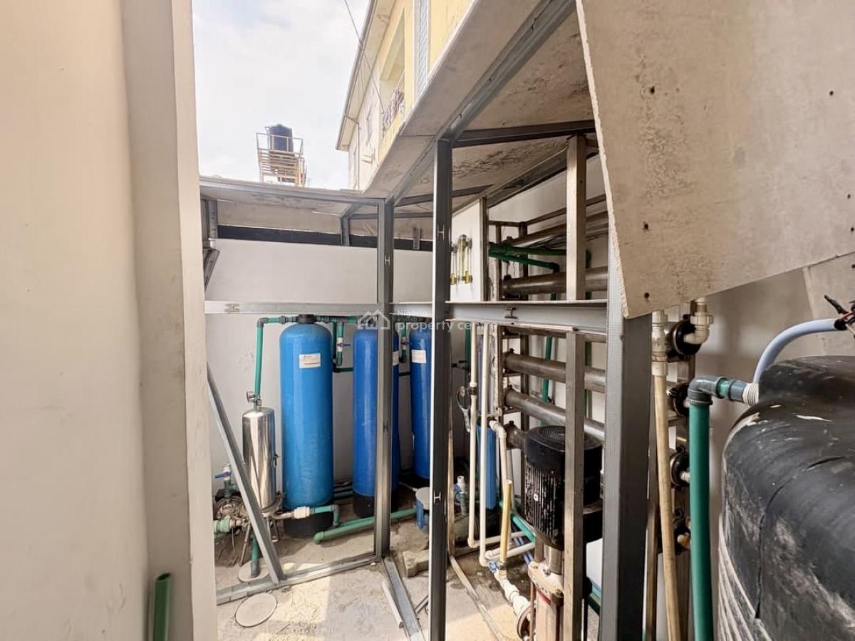 Brand New 2-bedroom Apartment with Pool & Elevator, Ologolo, Lekki, Lagos, Flat / Apartment for Sale