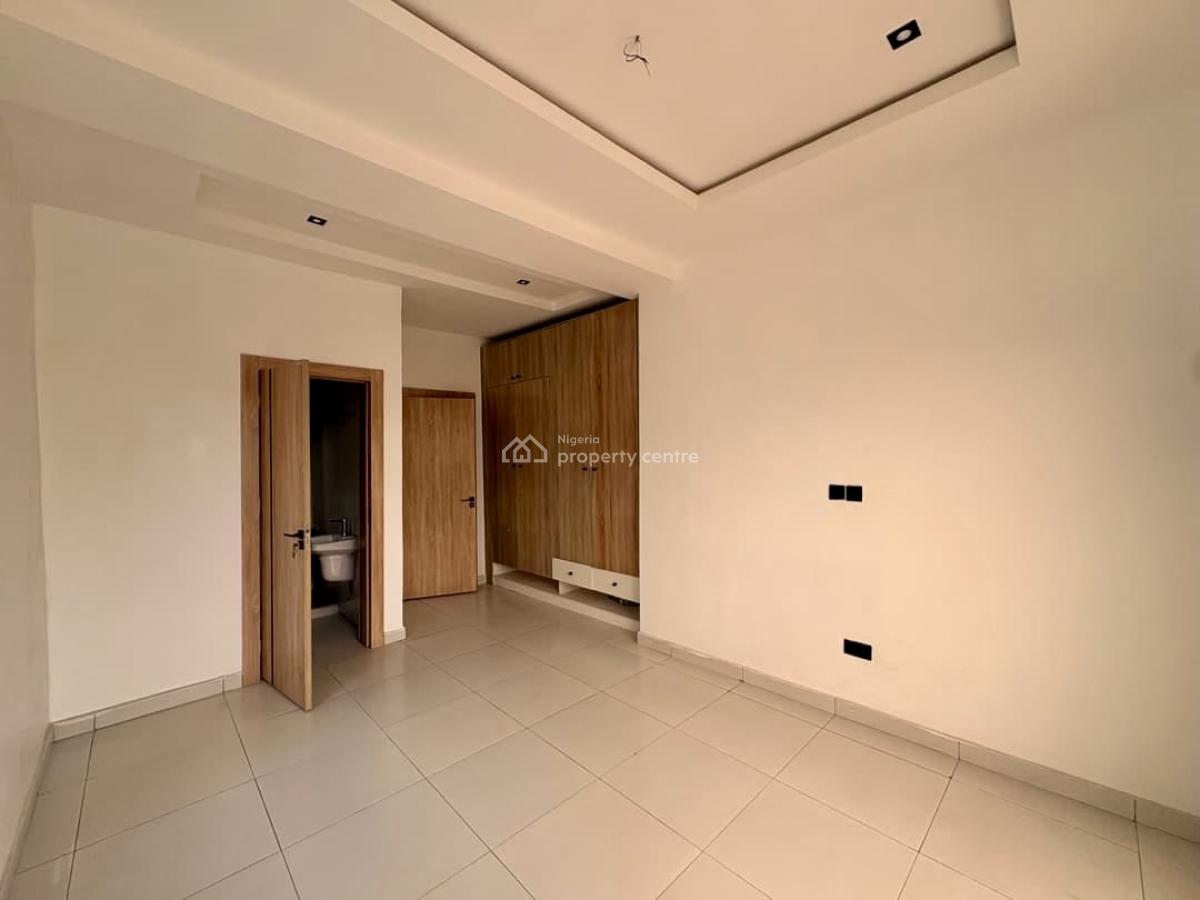 Brand New 2-bedroom Apartment with Pool & Elevator, Ologolo, Lekki, Lagos, Flat / Apartment for Sale