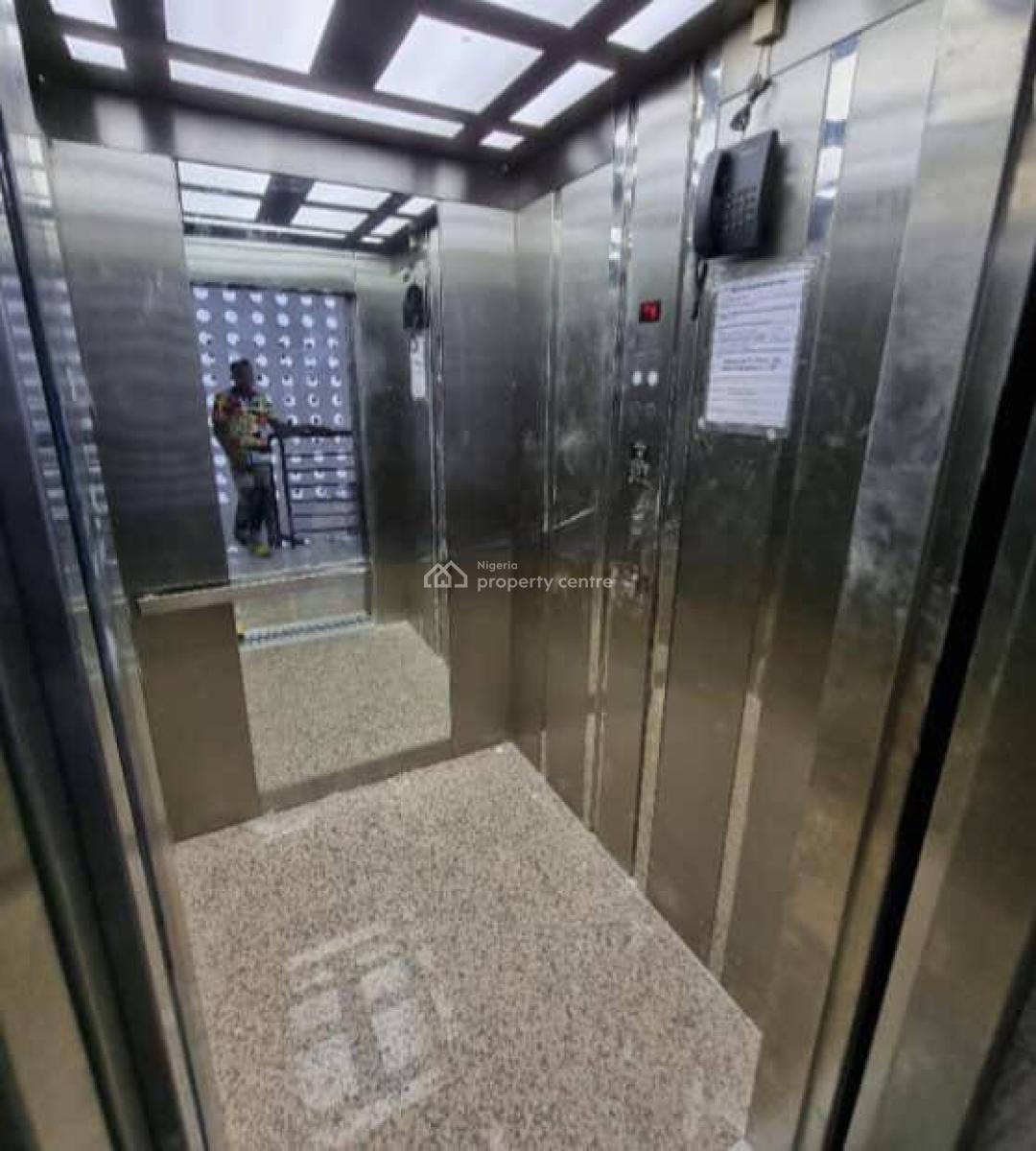 Tastefully Built 2 Bedroom Flat, Off Admiralty Way, Lekki Phase 1, Lekki, Lagos, Flat / Apartment for Rent