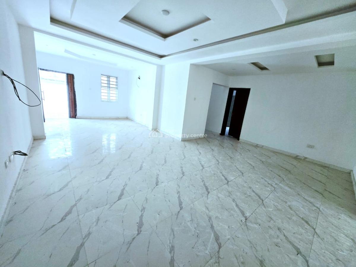 Well Maintained 3 Bedroom Semi-detached Duplex, Osapa, Lekki, Lagos, Semi-detached Duplex for Sale