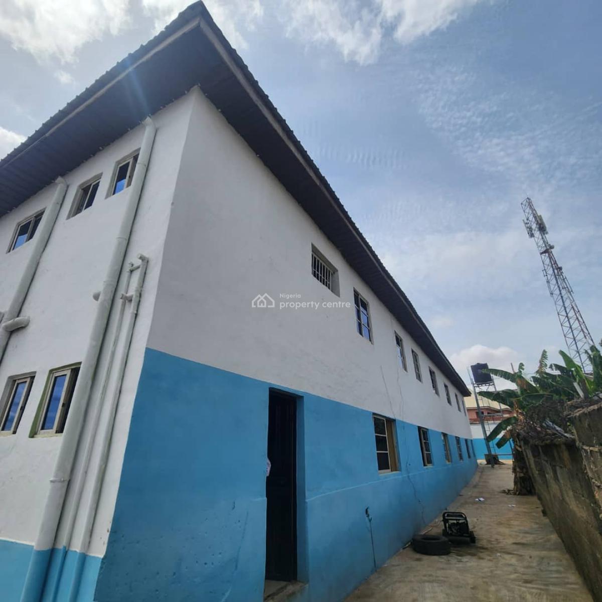 18 Classrooms Functioning Secondary/primary School with Cofo, Aromolaran, Old Ife Road, Ibadan, Oyo, School for Sale