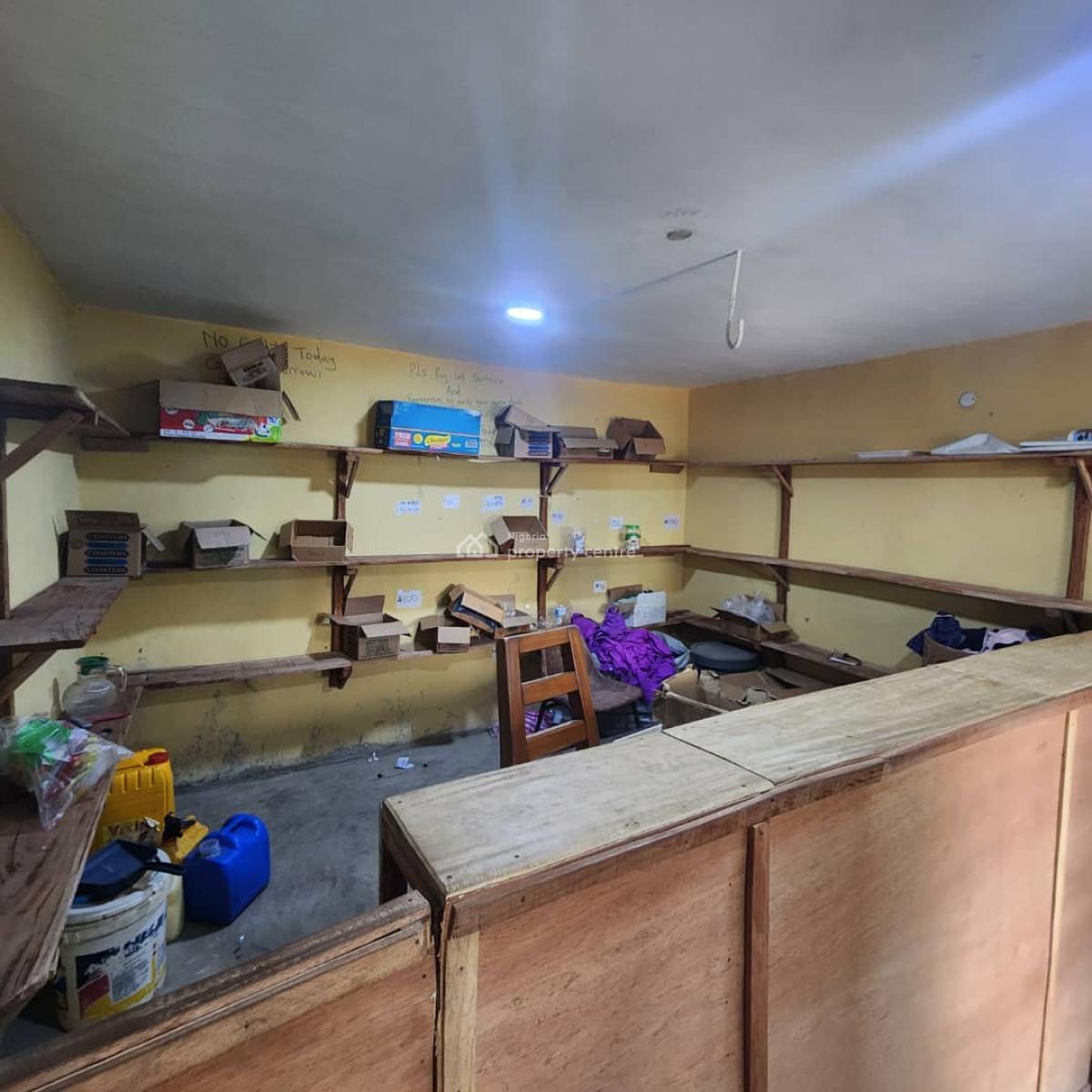 18 Classrooms Functioning Secondary/primary School with Cofo, Aromolaran, Old Ife Road, Ibadan, Oyo, School for Sale