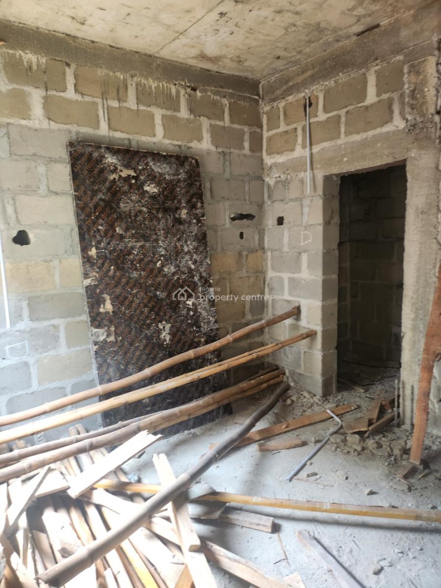 Miniflat Apartment for 18years Long Lease, Kusa, Pedro, Gbagada, Lagos, Mini Flat (room and Parlour) for Sale