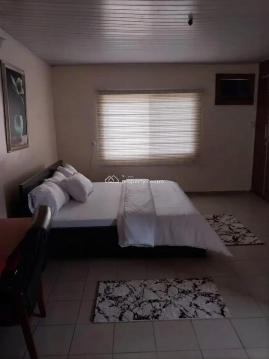 Furnished 3 Bedroom Apartment, Gaduwa Estate, Gaduwa, Abuja, Block of Flats for Sale