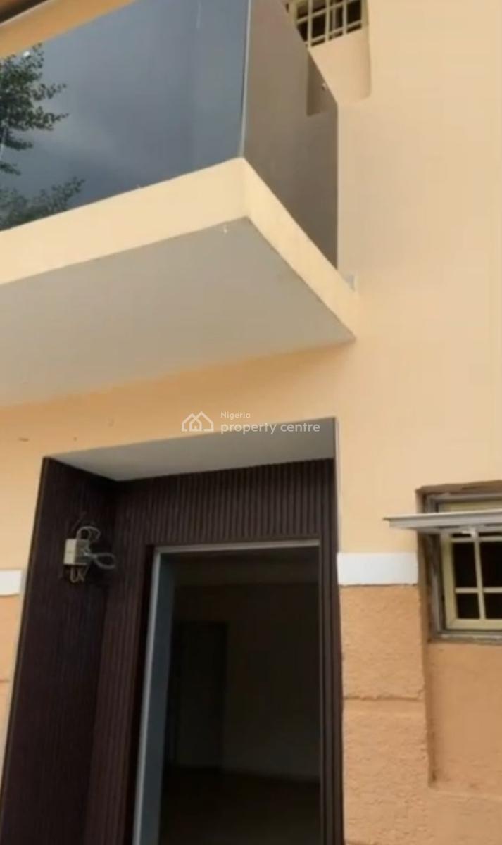 Super Distress 4 Bedroom Terrace Duplex, By Berger Clinic, Life Camp, Abuja, Terraced Duplex for Sale
