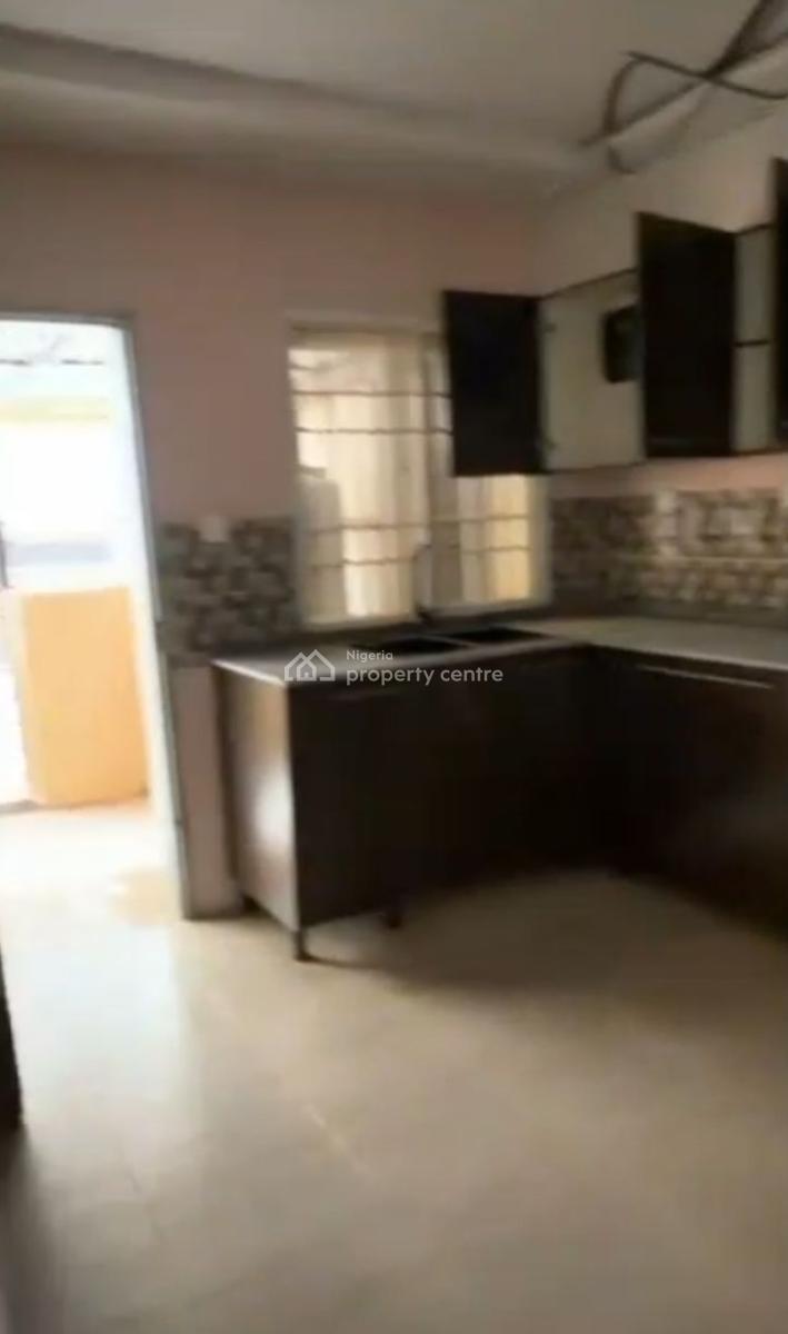 Super Distress 4 Bedroom Terrace Duplex, By Berger Clinic, Life Camp, Abuja, Terraced Duplex for Sale